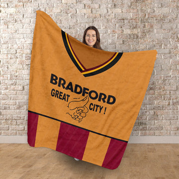 Bradford - 1988 Home Shirt - Personalised Retro Fleece Blanket 150cm X 150cm