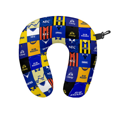 Everton Kit Montage - Travel Pillow